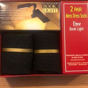 2 pairs men’s dress socks plus free book light